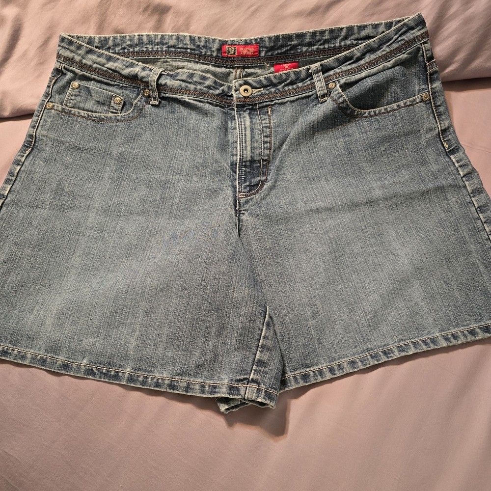 Faded Glory Light Blue Denim Jean Shorts